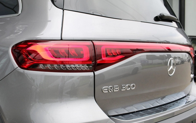 Mercedes-Benz EQB cena 283648 przebieg: 5, rok produkcji 2023 z Halinów małe 379